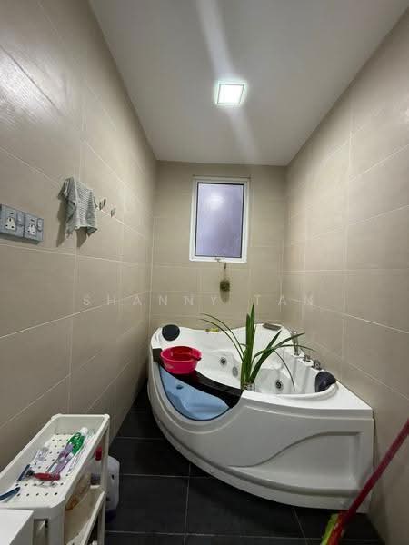 Rumah Berkembar untuk Dijual di Bandar Mahkota Cheras (Cheras) - Shanny Tan - Bathroom - PropertyGuru.com.my