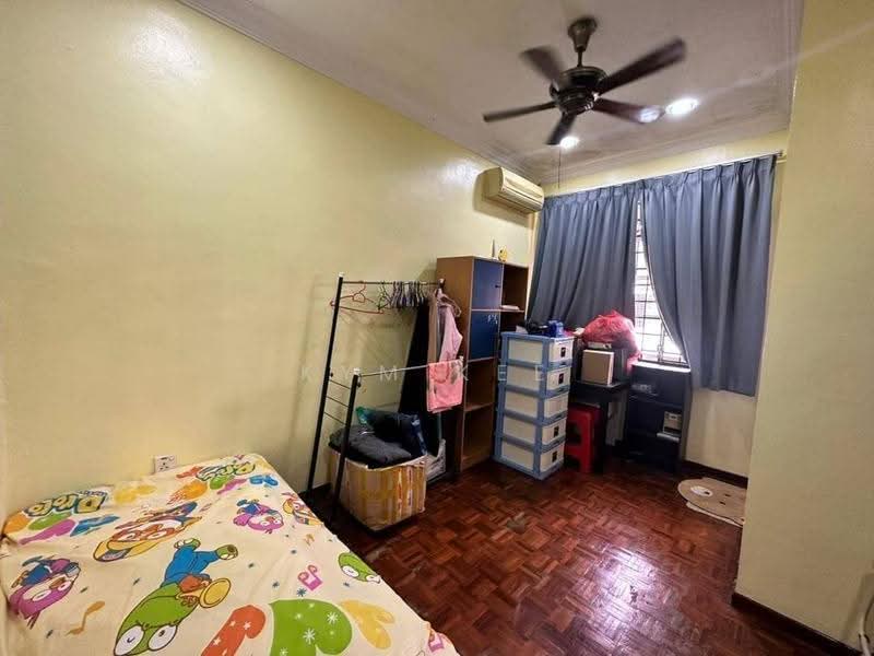 Rumah Teres untuk Dijual di Taman Kota Jaya (Kota Tinggi) - Kym Kee - Bedroom - PropertyGuru.com.my