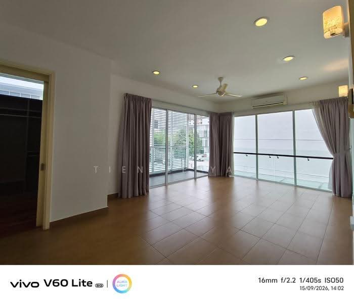Bungalow House untuk Dijual di Petaling Jaya (Selangor) - Tien Ee Yap - Balcony - PropertyGuru.com.my