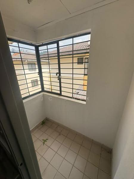 Pangsapuri untuk Disewa di SD Apartments II - Jc Shik - Balcony - PropertyGuru.com.my
