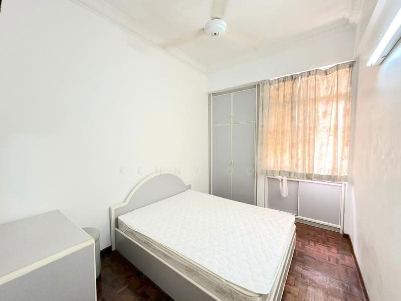 Kondominium untuk Dijual di Arratoon Court - Kenny Ooi - Bedroom - PropertyGuru.com.my
