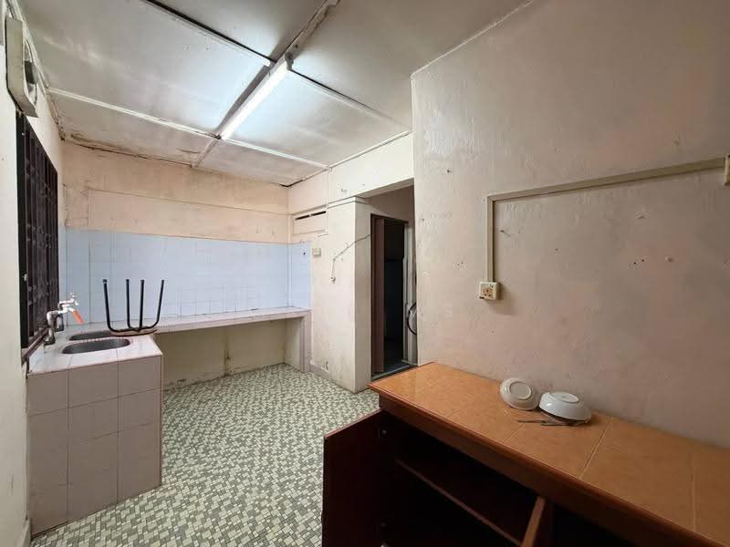Rumah Teres 2-Tingkat untuk Dijual di Taman Plentong Baru (Masai) - Arif MS - Kitchen - PropertyGuru.com.my