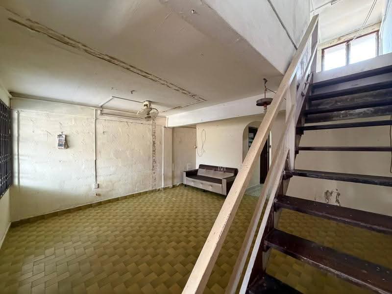 Rumah Teres 2-Tingkat untuk Dijual di Taman Plentong Baru (Masai) - Arif MS - Living Room - PropertyGuru.com.my