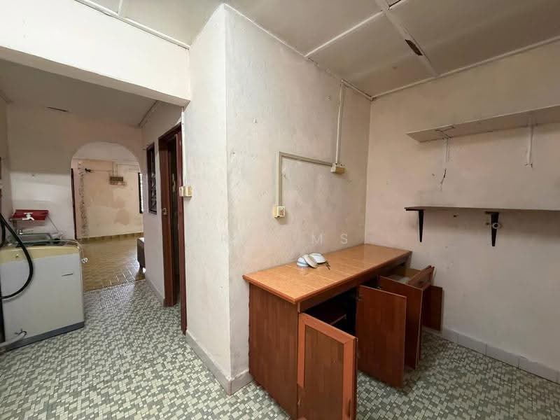 Rumah Teres 2-Tingkat untuk Dijual di Taman Plentong Baru (Masai) - Arif MS - Kitchen - PropertyGuru.com.my