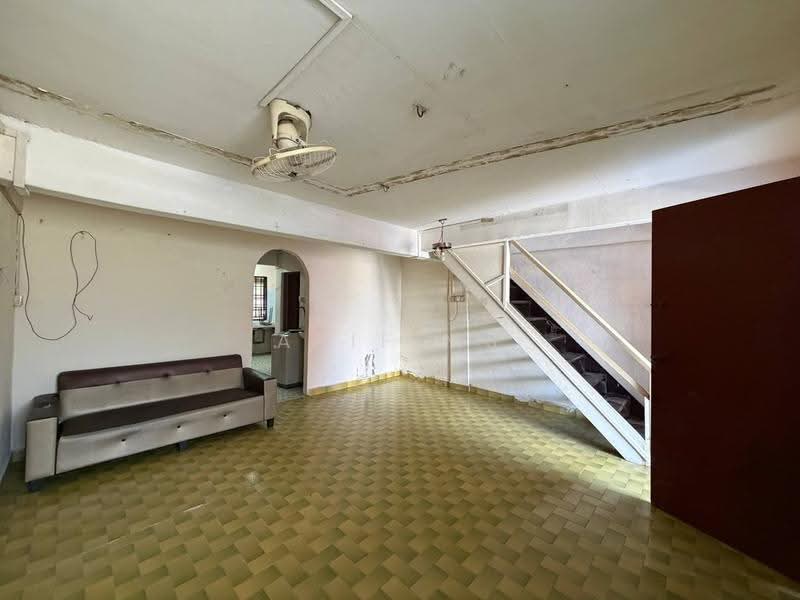 Rumah Teres 2-Tingkat untuk Dijual di Taman Plentong Baru (Masai) - Arif MS - Living Room - PropertyGuru.com.my