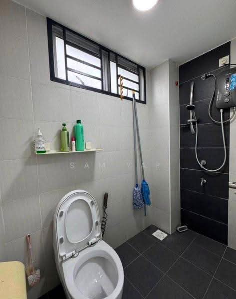 2-storey Terraced House for Sale in Johor Bahru (Johor) - Sam Yap - Bathroom - PropertyGuru.com.my