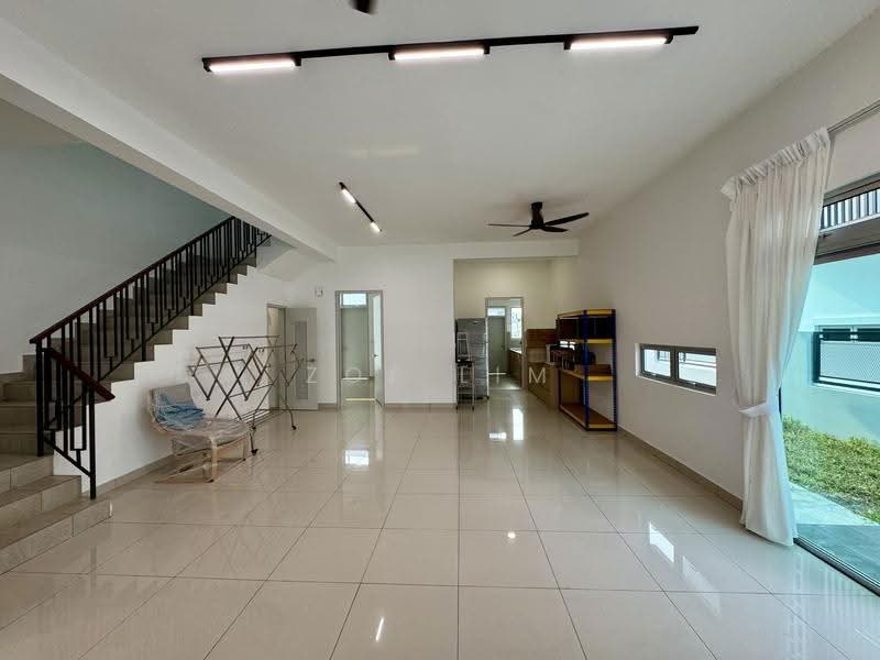 2-storey Terraced House for Rent in Taman Impian Emas (Skudai) - Zoe Lim - Living Room - PropertyGuru.com.my