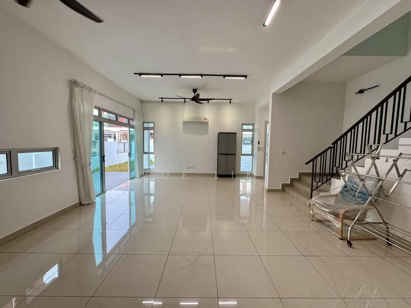 2-storey Terraced House for Rent in Taman Impian Emas (Skudai) - Zoe Lim - Living Room - PropertyGuru.com.my
