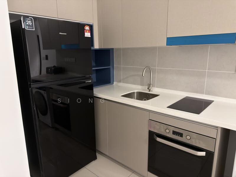 Kediaman Servis untuk Disewa di Residensi Estetik 8 (Est8) - Siong Yoong - Kitchen - PropertyGuru.com.my