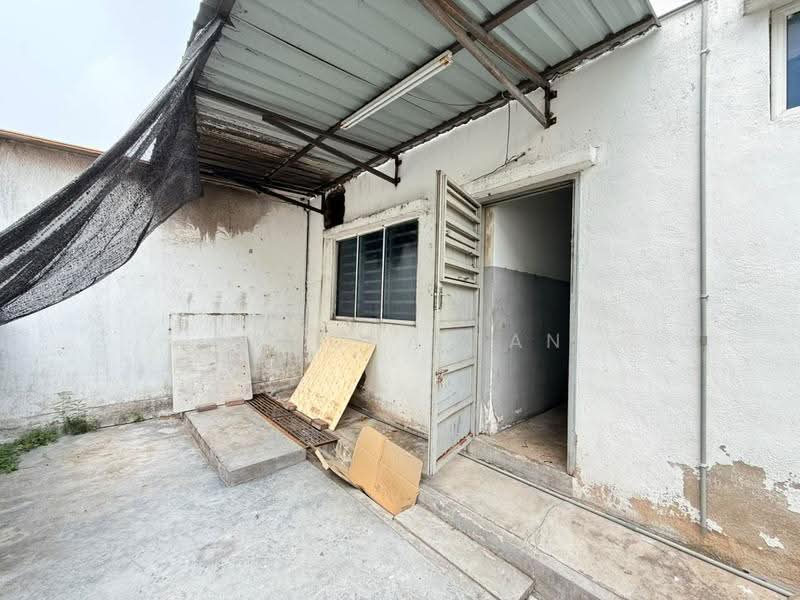 Shop for Rent in Taman Merdeka Permai (Batu Berendam) - Ramona Tan - Exterior - PropertyGuru.com.my