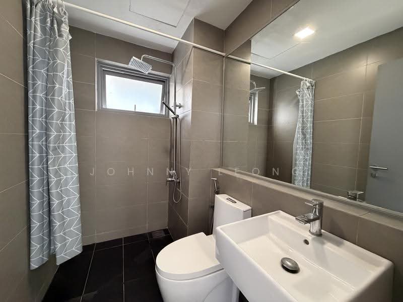 Kondominium untuk Dijual di Lakefront Residence - Johnny Leong - PropertyGuru.com.my