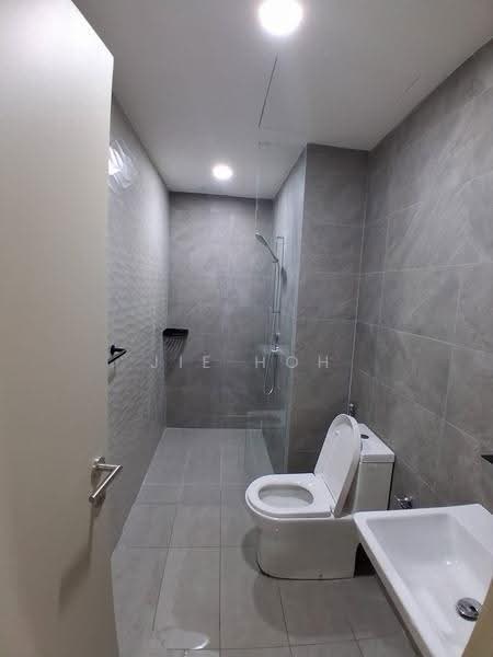 Service Residence for Rent at Quinn Residence - Jie Hoh - Bathroom - PropertyGuru.com.my