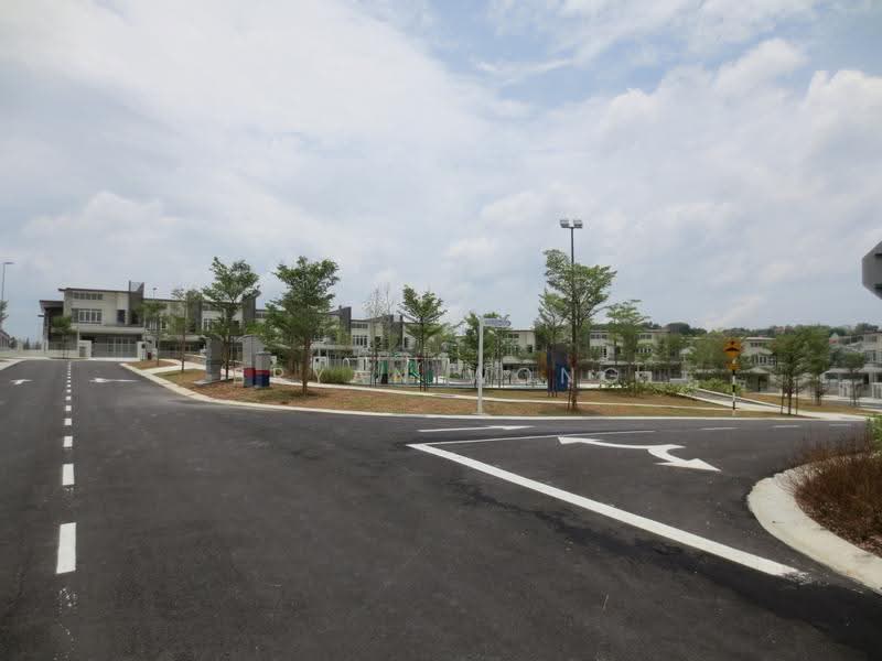 Rumah Teres 2-Tingkat untuk Dijual di Taman TTDI Grove (Kajang) - Bryan Wong - Exterior - PropertyGuru.com.my