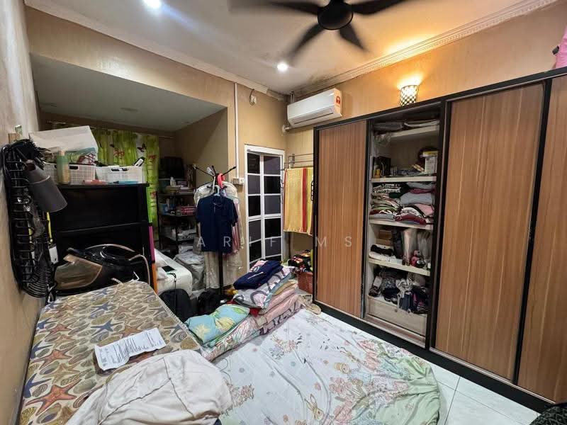 Rumah Teres 1-Tingkat untuk Dijual di Tampoi (Johor) - Arif MS - Bedroom - PropertyGuru.com.my