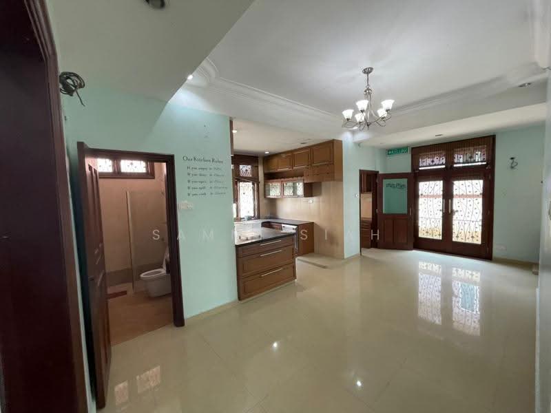 Banglo Komersial untuk Disewa di SS2 (Petaling Jaya) - Sammi Siah - Kitchen - PropertyGuru.com.my