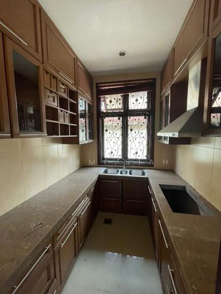 Banglo Komersial untuk Disewa di SS2 (Petaling Jaya) - Sammi Siah - Kitchen - PropertyGuru.com.my