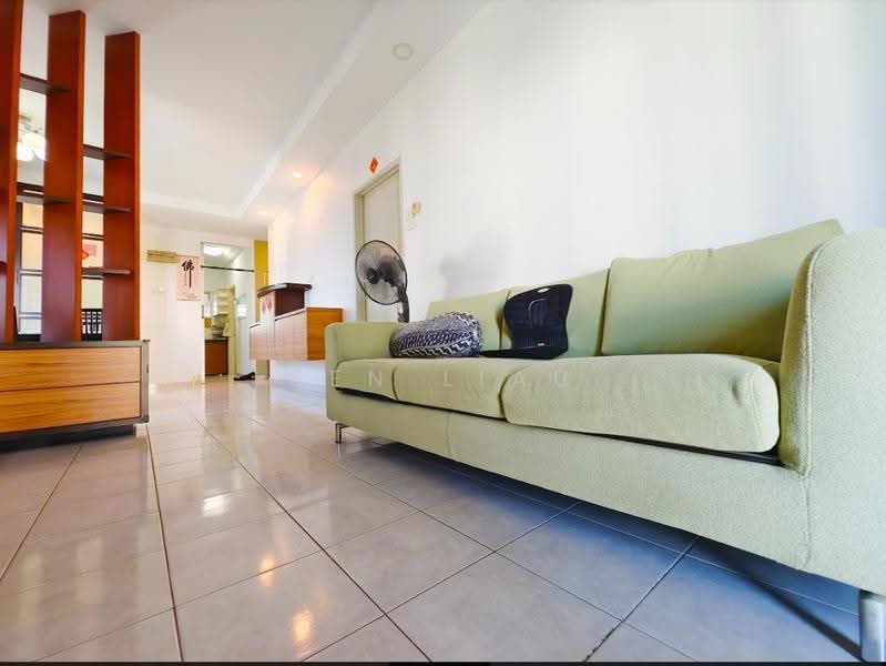 Pangsapuri untuk Disewa di The Ocean View (Bandar Sri Pinang) - Ben Liau - Living Room - PropertyGuru.com.my