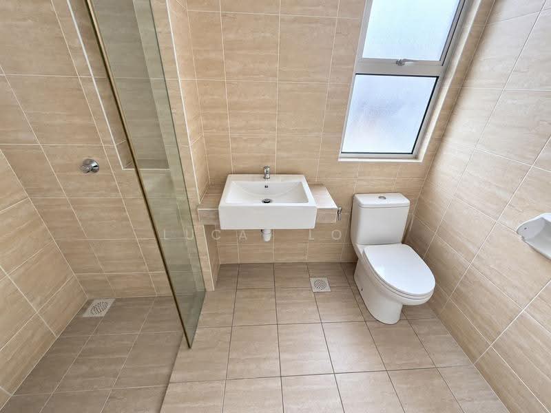 2-storey Terraced House for Sale in Bandar Seri Coalfields (Sungai Buloh) - Lucas Loh - Bathroom - PropertyGuru.com.my