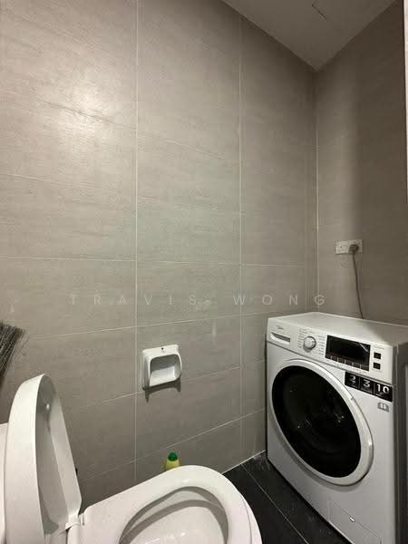 Kondominium untuk Disewa di Queensville - Travis Wong - Bathroom - PropertyGuru.com.my