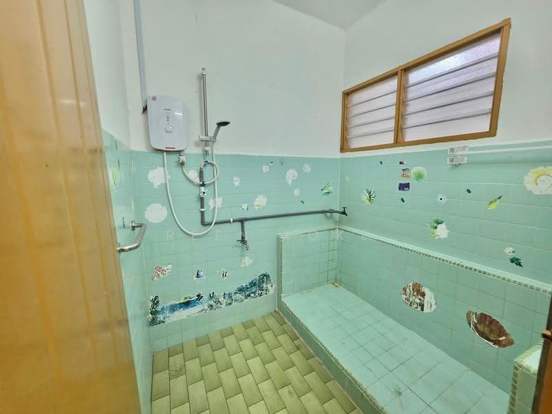 Terraced House for Sale in Taman Sri Ehsan (Kepong) - Reen Loke - Bathroom - PropertyGuru.com.my