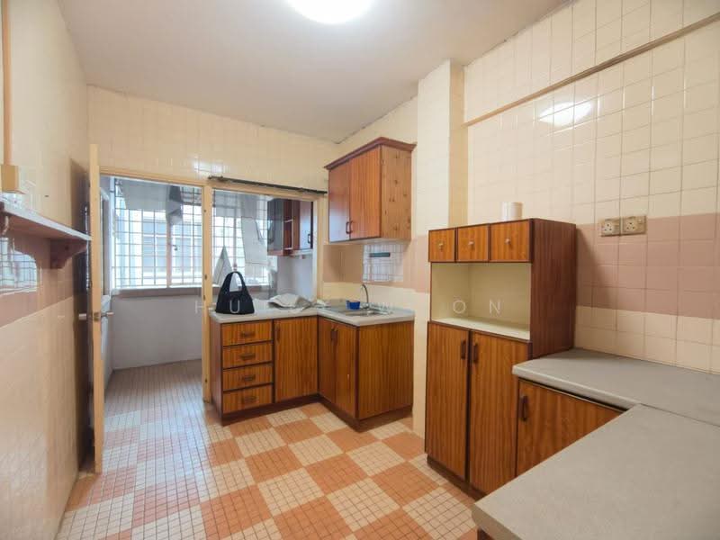 Pangsapuri untuk Dijual di Apartment Bukit Saujana - Huily Woon - Kitchen - PropertyGuru.com.my
