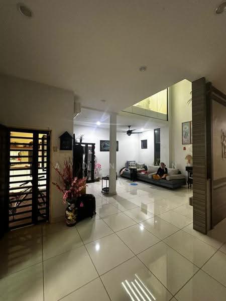 2-storey Terraced House for Sale in Taman Laguna (Johor Bahru) - Jayden Lian - Living Room - PropertyGuru.com.my