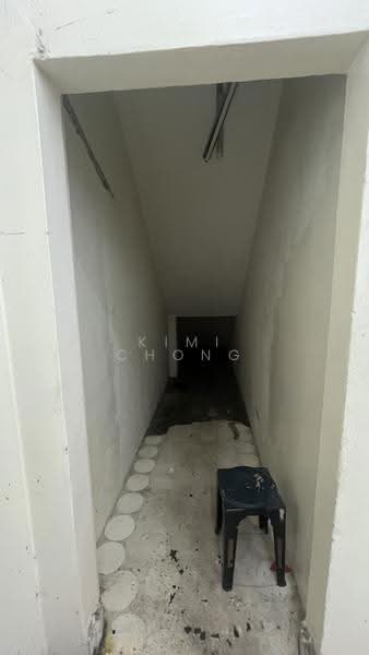 Shop for Rent in Seksyen 8 (Petaling Jaya) - Kimi Chong - Corridor - PropertyGuru.com.my