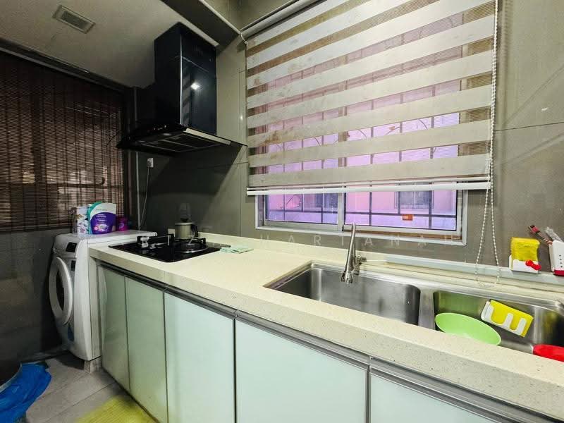 Apartment for Sale at Pangsapuri Carlina - Sariza Hartanah - Kitchen - PropertyGuru.com.my
