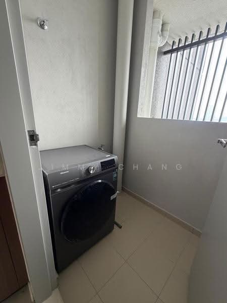 Kediaman Servis untuk Disewa di Emerald 9 - Jimmy Chang - Balcony - PropertyGuru.com.my