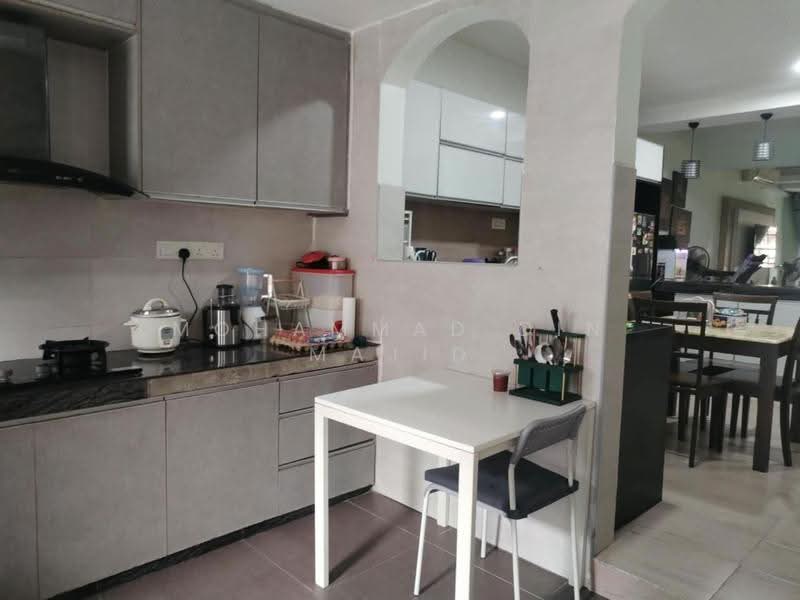 Rumah Teres 2-Tingkat untuk Dijual di Bandar Putra Permai (Seri Kembangan) - Mohammad Din Majid - PropertyGuru.com.my