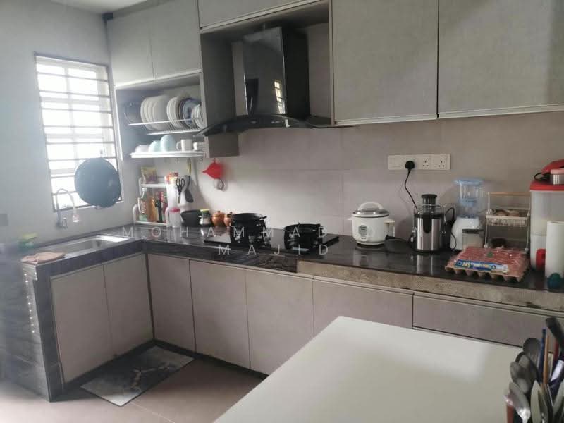 Rumah Teres 2-Tingkat untuk Dijual di Bandar Putra Permai (Seri Kembangan) - Mohammad Din Majid - PropertyGuru.com.my