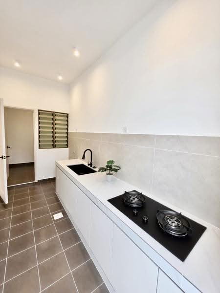 Cluster House for Sale in Horizon Hills (Iskandar Puteri (Nusajaya)) - Janice . - Kitchen - PropertyGuru.com.my
