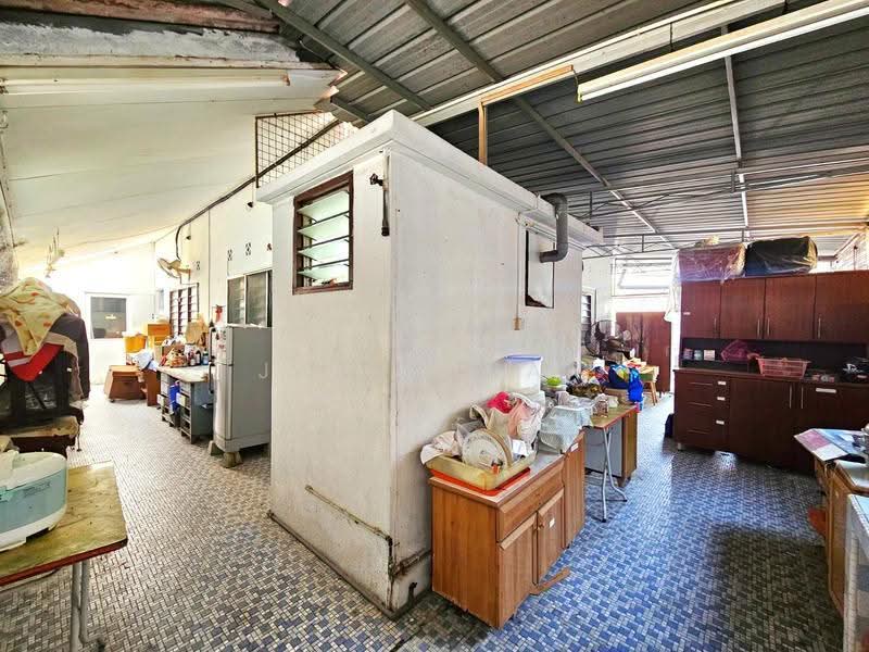 Rumah Berkembar untuk Dijual di Taman Green Lane (Jelutong) - Jin Chuah - Kitchen - PropertyGuru.com.my