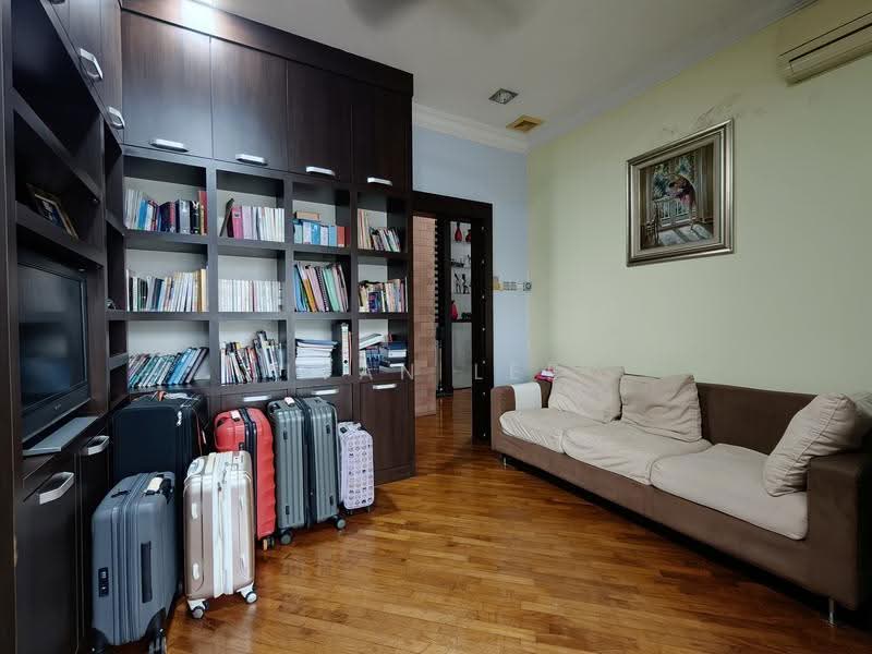 2-storey Terraced House for Sale in Kuchai Lama (Kuala Lumpur) - Ivan Lee - Living Room - PropertyGuru.com.my