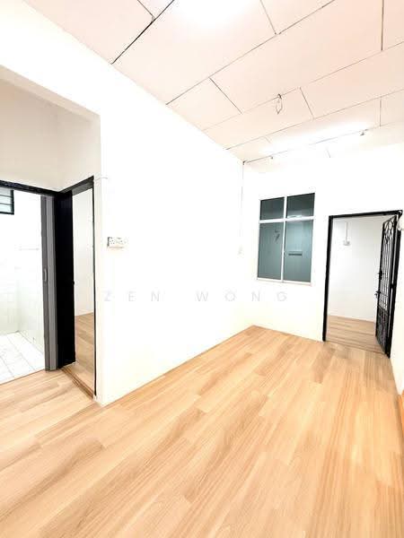 Rumah Teres 1-Tingkat untuk Dijual di Taman Puteri (Kluang) - Zen Wong - Interior - PropertyGuru.com.my