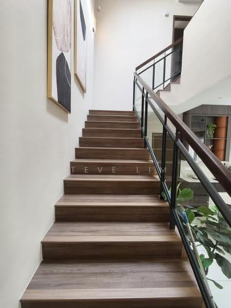 2-storey Terraced House for Sale in Telok Panglima Garang (Selangor) - Steve Lim - Staircase - PropertyGuru.com.my