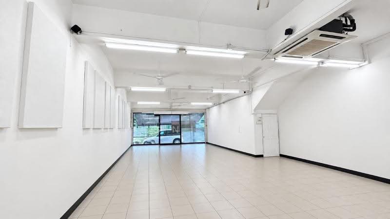 Shop for Rent in Taman Universiti Ss3 (Petaling Jaya) - Cassnin Lee - Interior - PropertyGuru.com.my