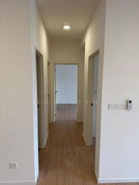 Kediaman Servis untuk Disewa di Tuan 2egacy - Leon Teh - Corridor - PropertyGuru.com.my