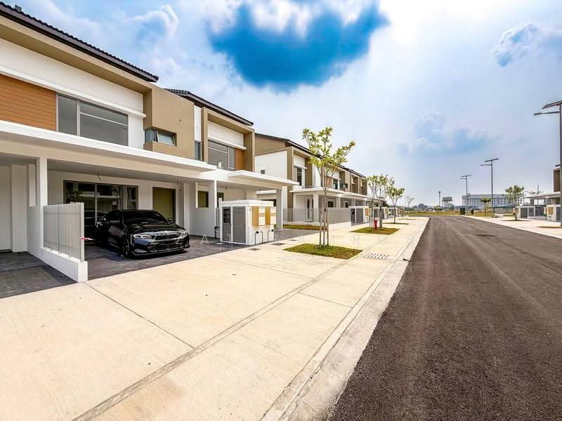 2-storey Terraced House for Sale in Bandar Gamuda Cove (Dengkil) - Izzat Zamros - PropertyGuru.com.my