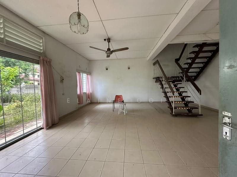 Semi-Detached House for Sale in Tanjung Bungah (Penang) - Elaine Ooi - Living Room - PropertyGuru.com.my