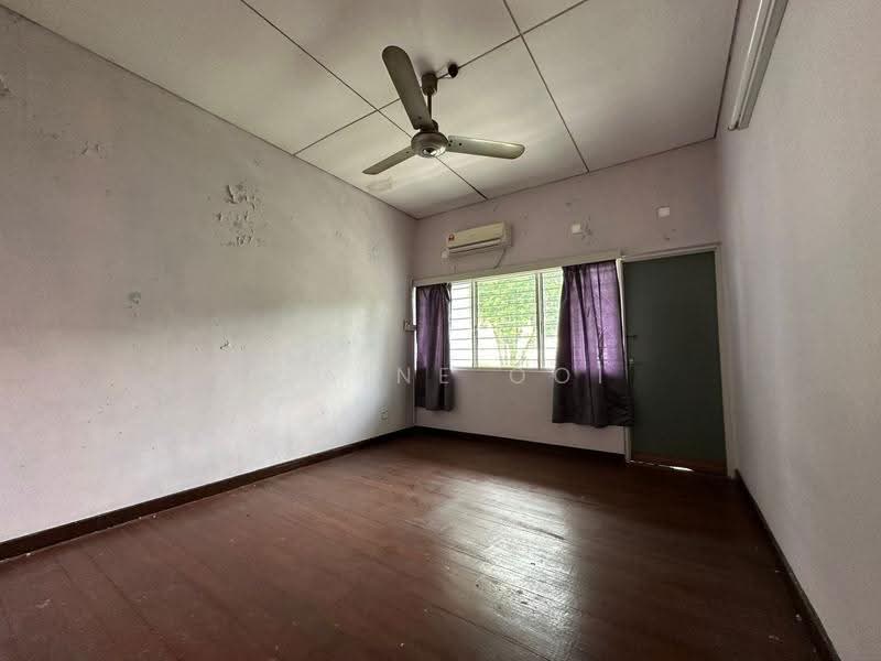 Semi-Detached House for Sale in Tanjung Bungah (Penang) - Elaine Ooi - Interior - PropertyGuru.com.my