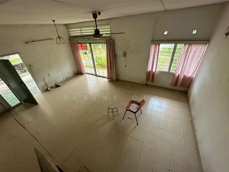 Semi-Detached House for Sale in Tanjung Bungah (Penang) - Elaine Ooi - Living Room - PropertyGuru.com.my