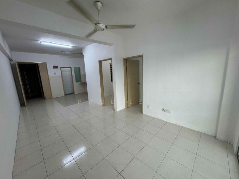 Kediaman Servis untuk Disewa di The Heron Residency - Paul Lee - Living Room - PropertyGuru.com.my