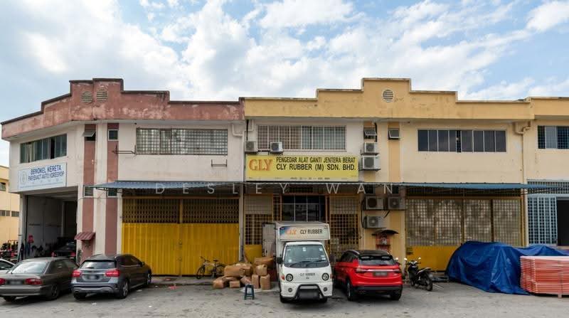 Kilang Teres untuk Dijual di Batu Caves (Selangor) - Desley Wan - Exterior - PropertyGuru.com.my