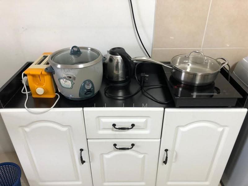 Kediaman Servis untuk Disewa di Beverly Tower @ Plaza Medan Putra - JJ Lim - Kitchen - PropertyGuru.com.my