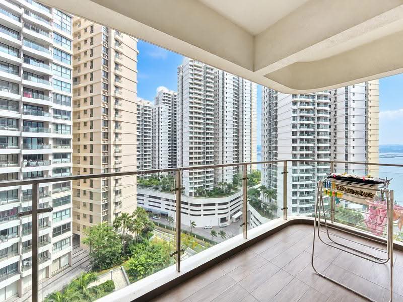 Kondominium untuk Dijual di Bay Point @ Country Garden Danga Bay - Ray Lee - Balcony - PropertyGuru.com.my