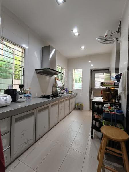 Semi-Detached House for Sale in Kuchai Lama (Kuala Lumpur) - Ivan Lee - Kitchen - PropertyGuru.com.my
