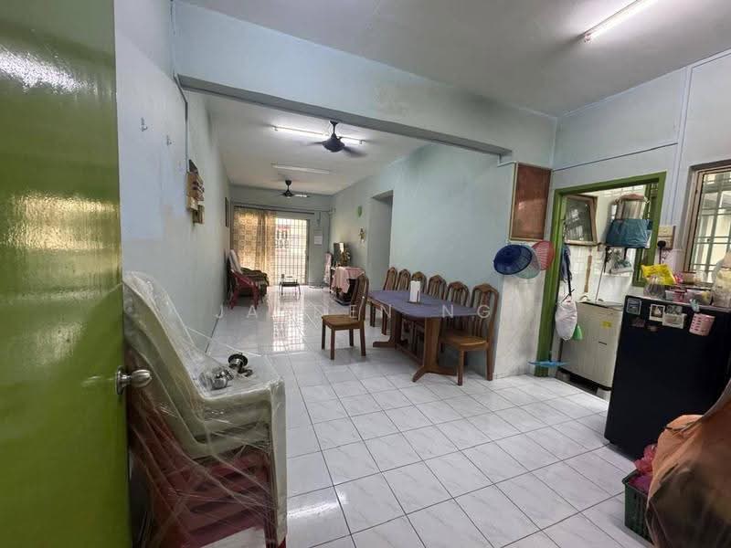 Apartment for Sale at Sri Kenari Apartment - Jayden Ng - Living Room - PropertyGuru.com.my