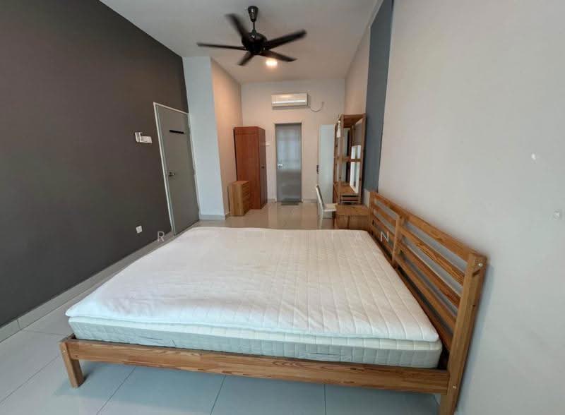 Kondominium untuk Disewa di PARC Regency (Residensi Masai) - Robbie Tan - Bedroom - PropertyGuru.com.my