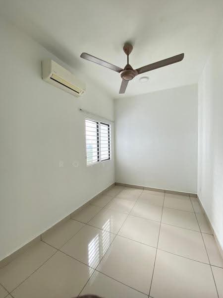 Kondominium untuk Dijual di Oasis 1 - Rony Yeo - Interior - PropertyGuru.com.my